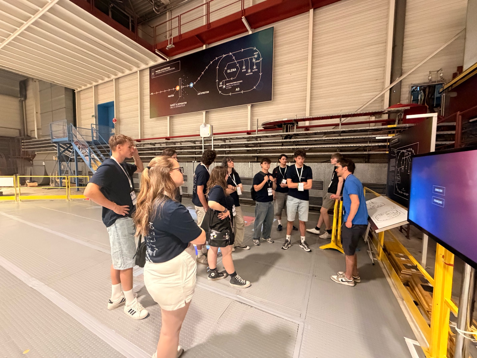 Physik-Leistungskurs besucht das CERN in Genf